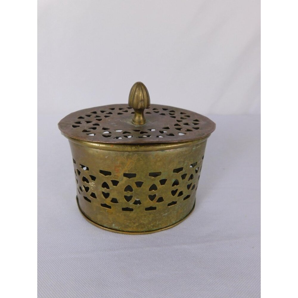 Vintage Brass Pierced Round Candle Holder Lidded Patina Made In India Decor - Picture 2 of 10